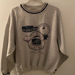 VINTAGE CREWNECK